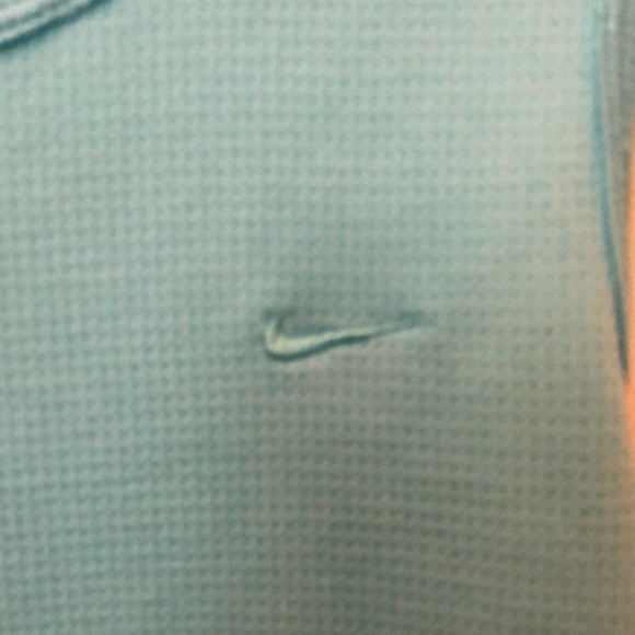 Like New Nike Shirt - Picture 3 of 5